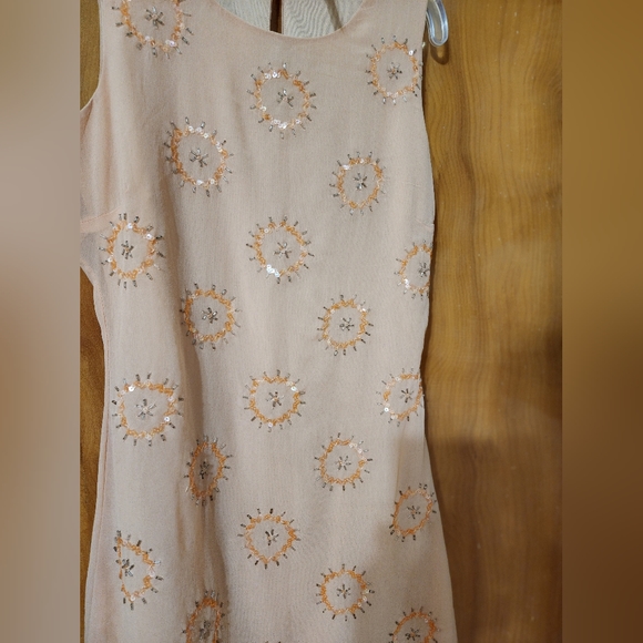 Dress - Picture 3 of 4